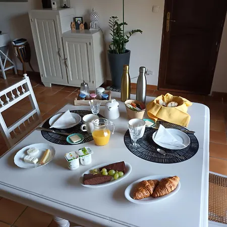 Le Relais Du Fraysse - D'hotes Bed & Breakfast Le Fraysse